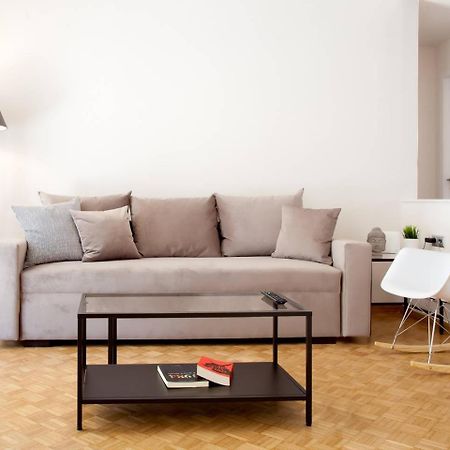 Toni'S Lovely Apartment In Sunny Pangrati Atenas Exterior foto